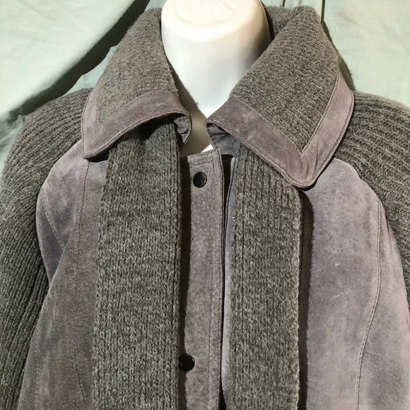 Vintage 90’s Grey Suede and Knit Jacket with Scarf - Picture 8 of 16